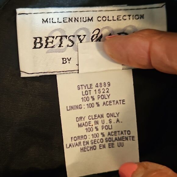 Betsy & Adam Black Maxi gown size 16 - Picture 14 of 15